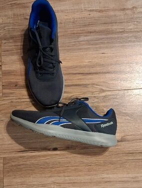 Reebok Men's Gray and Blue Low-Top Sneakers